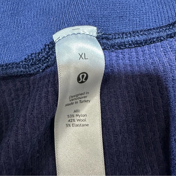 Lululemon Keep the Heat High-Rise Tight Night Sea wool blend. - Picture 9 of 10